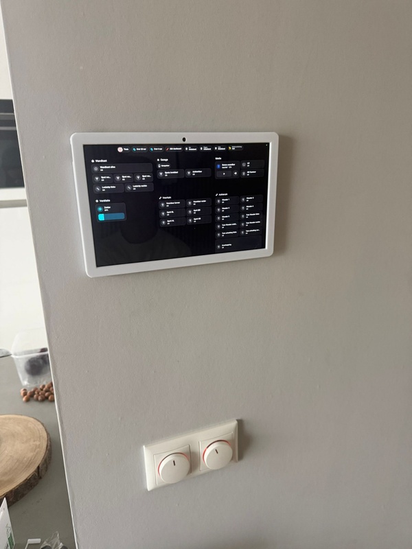 Afbeeldingslocatie: https://tweakers.net/i/IDY3EiP609oufUyvi58FFdrfQCM=/x800/filters:strip_icc():strip_exif()/f/image/6iGZ3Yv028XrdR6HCaAgx36A.jpg?f=fotoalbum_large