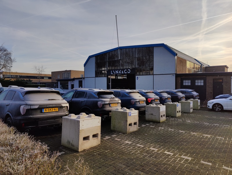 Afbeeldingslocatie: https://tweakers.net/i/IIssIlX0f5B3fzCC2X494VndOHs=/800x/filters:strip_icc():strip_exif()/f/image/0taMgbjGfPVKlL2DDdcouUZQ.jpg?f=fotoalbum_large