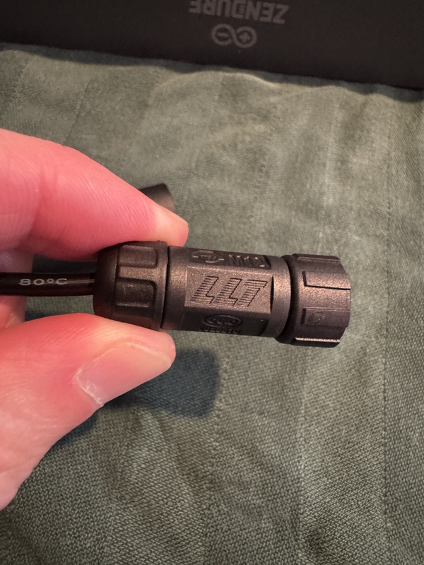 Afbeeldingslocatie: https://tweakers.net/i/IJsucEi4R3qIo2s-TWWCeMjzBy0=/x800/filters:strip_icc():strip_exif()/f/image/VoXrZcTATiFL4wB9ggoKikfU.jpg?f=fotoalbum_large