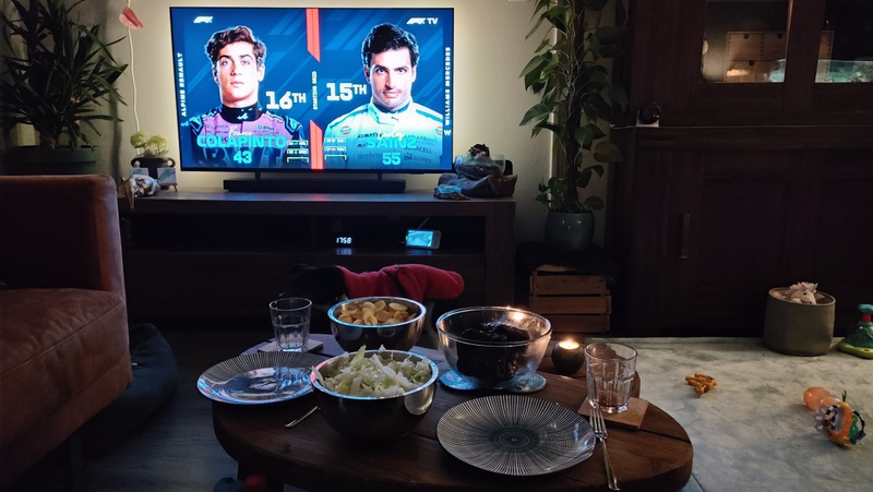 Afbeeldingslocatie: https://tweakers.net/i/ILTcWtYWjDnl1Zge0Xva622xHG4=/800x/filters:strip_icc():strip_exif()/f/image/aM1oSFDukCHvIZSz4PvHUqMG.jpg?f=fotoalbum_large