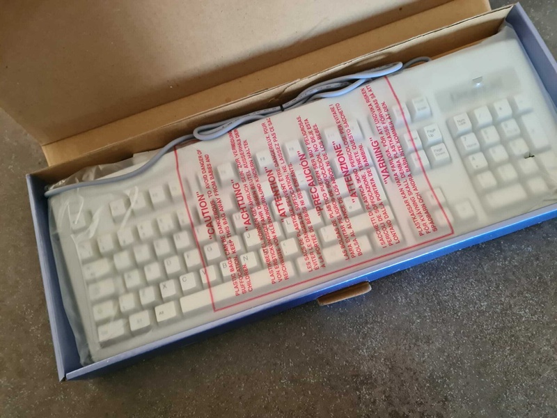 Afbeeldingslocatie: https://tweakers.net/i/IQRJxsWBONXppQFi0ZYKWalNAKY=/800x/filters:strip_icc():strip_exif()/f/image/QbmpPnSsPhyqNGxZRjkY04s7.jpg?f=fotoalbum_large