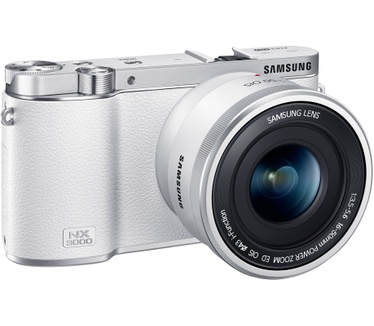 Samsung NX3000 + 16-50mm F3.5-5.6 Power Zoom Wit