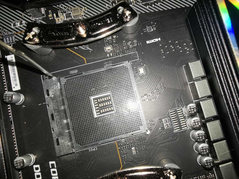 Afbeeldingslocatie: https://tweakers.net/i/IY31cg1WH6HrNwuU9-SPEySq59s=/800x/filters:strip_icc():strip_exif()/f/image/sN9oQo3SupmSsgbV1TrU8wkN.jpg?f=fotoalbum_large