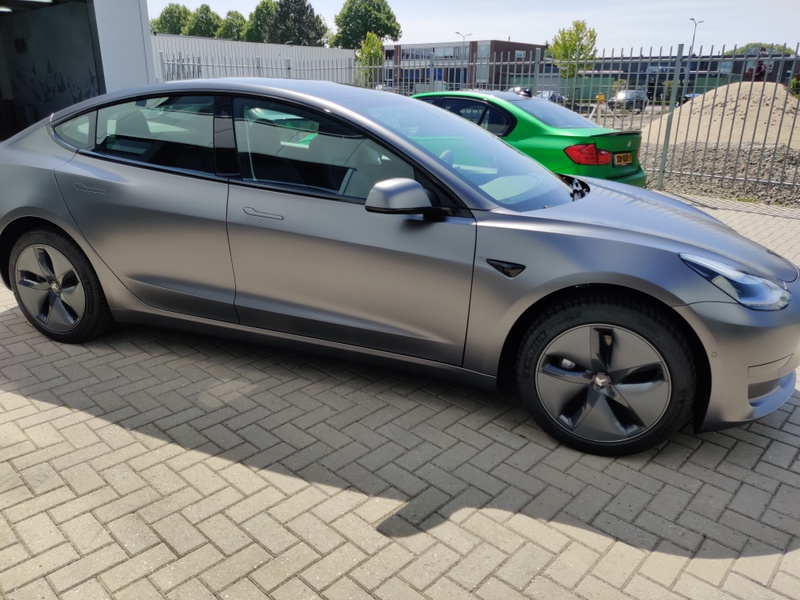 Afbeeldingslocatie: https://tweakers.net/i/IdeC_yOtG_Mwfi8DheahEkwQ4bY=/800x/filters:strip_icc():strip_exif()/f/image/GUlbgICHxeOHGJuBKXvK3AjE.jpg?f=fotoalbum_large