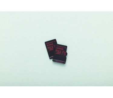 Kingston Canvas React microSDHC 32GB + SD-adapter
