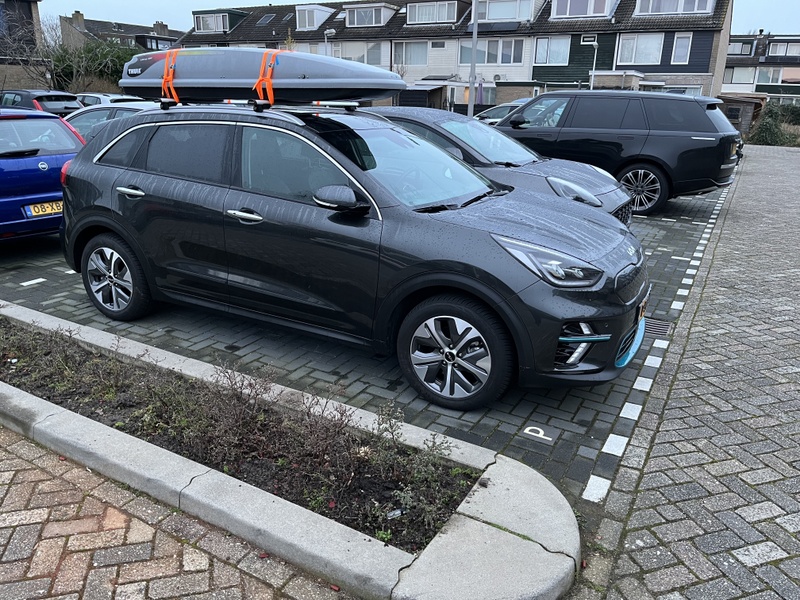 Afbeeldingslocatie: https://tweakers.net/i/IpsIEwUF2q_-A5X6tYQf4DL7YYE=/800x/filters:strip_icc():strip_exif()/f/image/Dh4wvFPz6C9T8lpmg8DD5jt0.jpg?f=fotoalbum_large