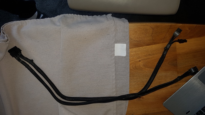 Afbeeldingslocatie: https://tweakers.net/i/IrQdhigkyLHY5sgtf0mcRS5fmWE=/800x/filters:strip_icc():strip_exif()/f/image/bWjaurGKPUufkJbVqcsdErnF.jpg?f=fotoalbum_large