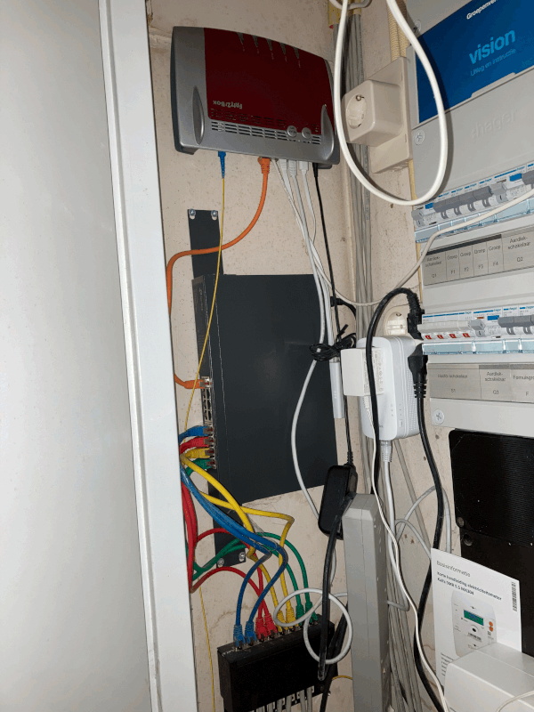 Afbeeldingslocatie: https://tweakers.net/i/IsC0xSN2DO02zPkOiY8XaTR36no=/x800/filters:gifsicle():strip_exif()/f/image/eCqcvmT5zaAG3NTeK5t7LHOS.gif?f=fotoalbum_large