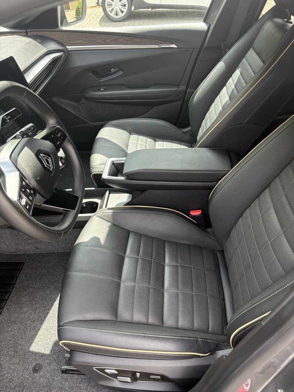 Afbeeldingslocatie: https://tweakers.net/i/IuP5edRGtBYRR9Srt5v96CWM56Q=/x800/filters:strip_icc():strip_exif()/f/image/lHRY785zOukGjCYcRW9aK4vA.jpg?f=fotoalbum_large