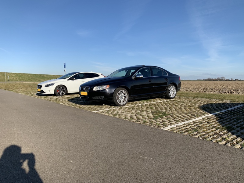 Afbeeldingslocatie: https://tweakers.net/i/IuSM7oDj5enm8hQbQcP903SLzv4=/800x/filters:strip_icc():strip_exif()/f/image/2fYftzBSToHAB74hLKkYb26r.jpg?f=fotoalbum_large