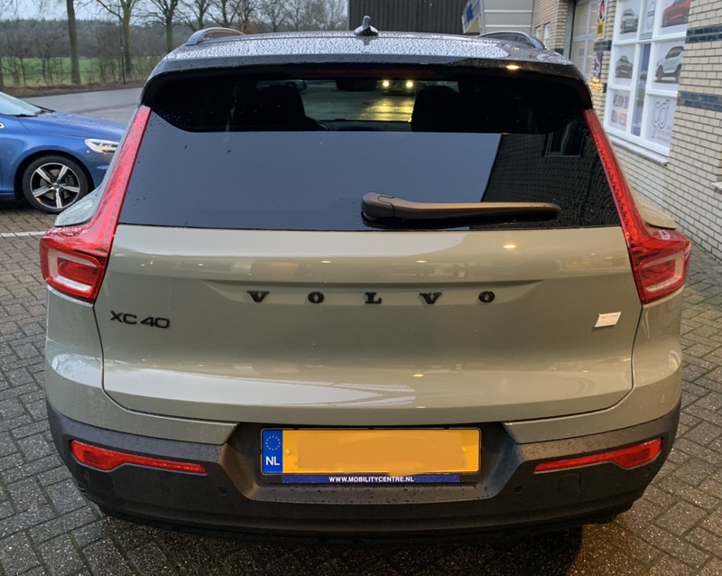 Afbeeldingslocatie: https://tweakers.net/i/J1TW4Cb6J_KGl-f6XIDBa5nDSlM=/800x/filters:strip_icc():strip_exif()/f/image/zDtmLlyMZfJyAWD5siA5OIM3.jpg?f=fotoalbum_large