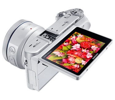 Samsung 500 + 16-50mm