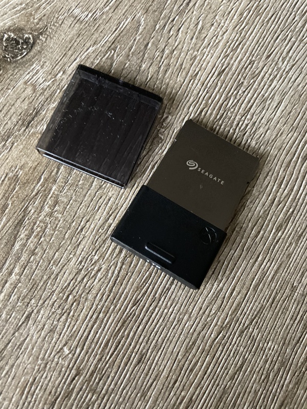 Afbeeldingslocatie: https://tweakers.net/i/J1phUv0iO3uJ-mQwQwebMXsF0ws=/x800/filters:strip_icc():strip_exif()/f/image/9Bi58rvY68P3UkjeqfhdhD6V.jpg?f=fotoalbum_large