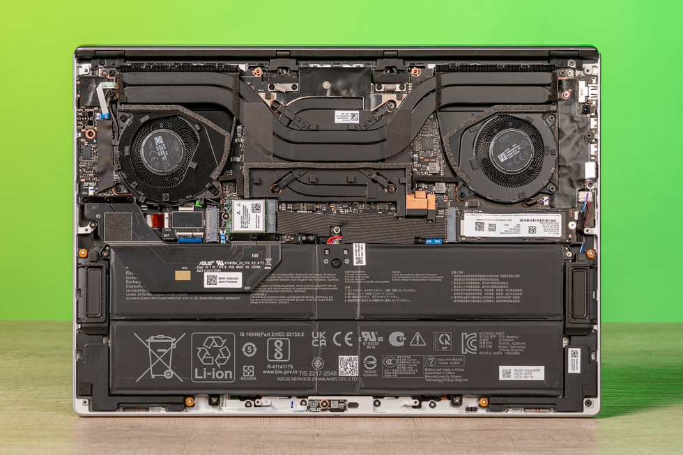 Asus Proart P16 Spark