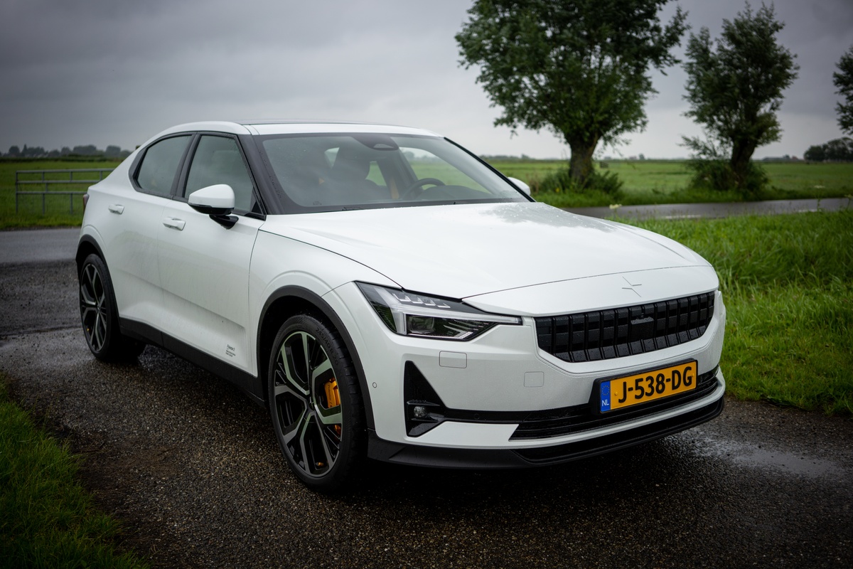 Polestar 2 geely