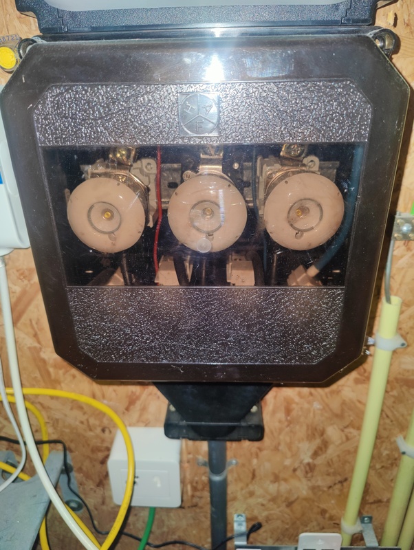 Afbeeldingslocatie: https://tweakers.net/i/J5dcGlwfFSGrQ6YG6NP0h9VPdKc=/x800/filters:strip_icc():strip_exif()/f/image/wsB4NMOVStwPyR63rkPNV4NG.jpg?f=fotoalbum_large