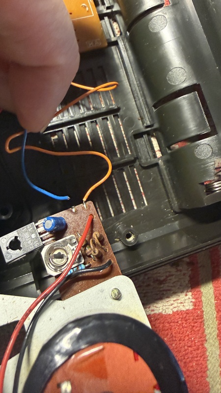 Afbeeldingslocatie: https://tweakers.net/i/J5fX9vT-EouEGse3CwRh_4O-mu0=/x800/filters:strip_icc():strip_exif()/f/image/EV13Y1rq9BlnttU4dDI8p2Lh.jpg?f=fotoalbum_large