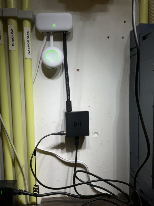 Afbeeldingslocatie: https://tweakers.net/i/J8lpAS77PKlEmSQFUEHE4oetOuI=/x800/filters:strip_icc():strip_exif()/f/image/O4bh9QfSlCNJjCdVEZau6SZy.jpg?f=fotoalbum_large
