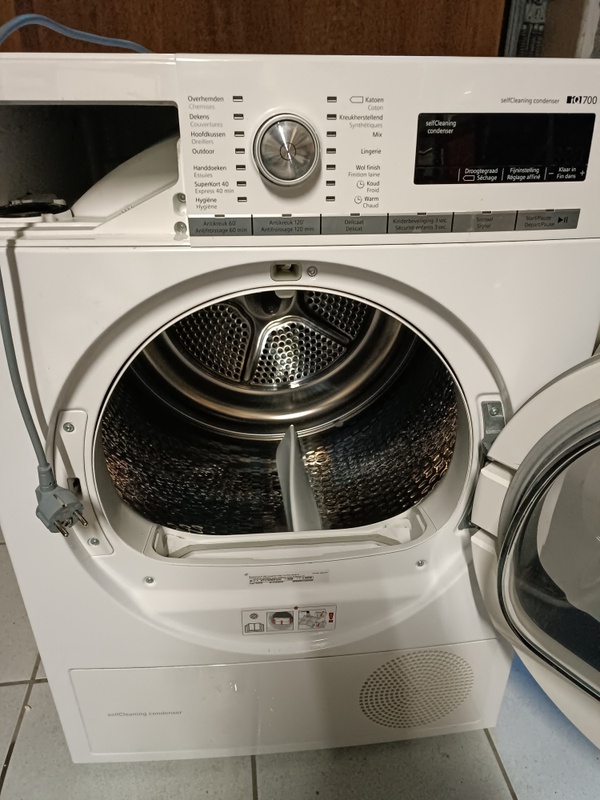 Afbeeldingslocatie: https://tweakers.net/i/J8vItTAeJNIxAFTzmBAQ4SxsFrg=/x800/filters:strip_icc():strip_exif()/f/image/fn43EKOi32enuF3kg5pcYjBD.jpg?f=fotoalbum_large