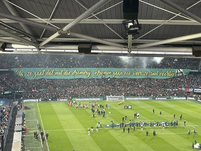Afbeeldingslocatie: https://tweakers.net/i/J9BuogVFItUx9mJWwgwrDFgzedk=/800x/filters:strip_icc():strip_exif()/f/image/VNSNBNqKThgqQJOPFKgx7Xsq.jpg?f=fotoalbum_large