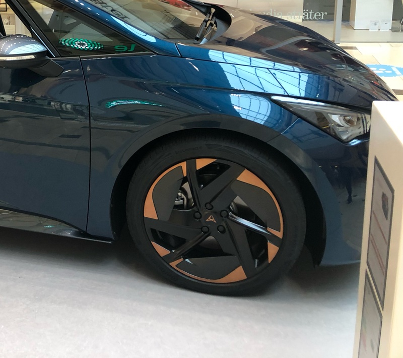 Afbeeldingslocatie: https://tweakers.net/i/J9uUT6veC9dmi32QoYVDj3axoh8=/800x/filters:strip_icc():strip_exif()/f/image/lGWxwuyz6Y8XF2Cb0OB45lu5.jpg?f=fotoalbum_large