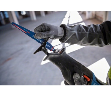 Bosch GSA 18V-28 Professional