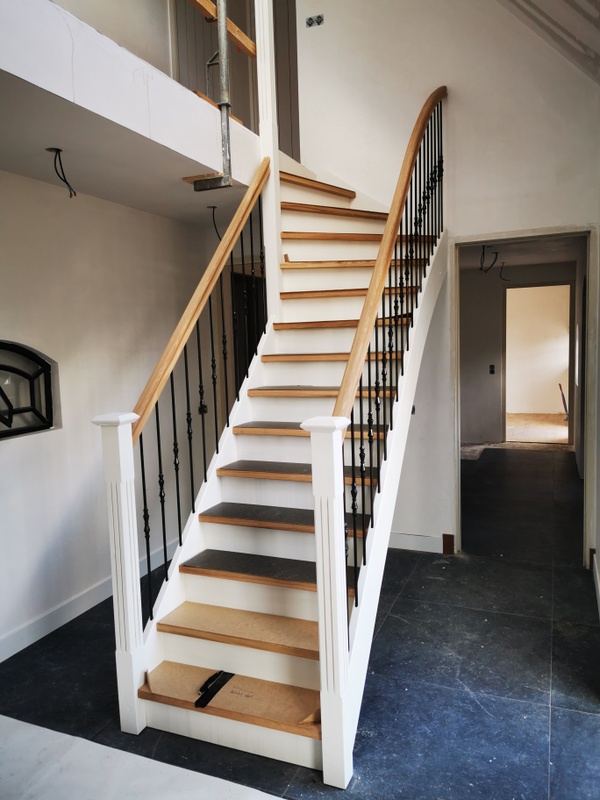 Afbeeldingslocatie: https://tweakers.net/i/JIh2wlJVRjNfwjkFBR9DKn0MCkM=/x800/filters:strip_icc():strip_exif()/f/image/Eg07romsVdA1gILduGFleWPS.jpg?f=fotoalbum_large