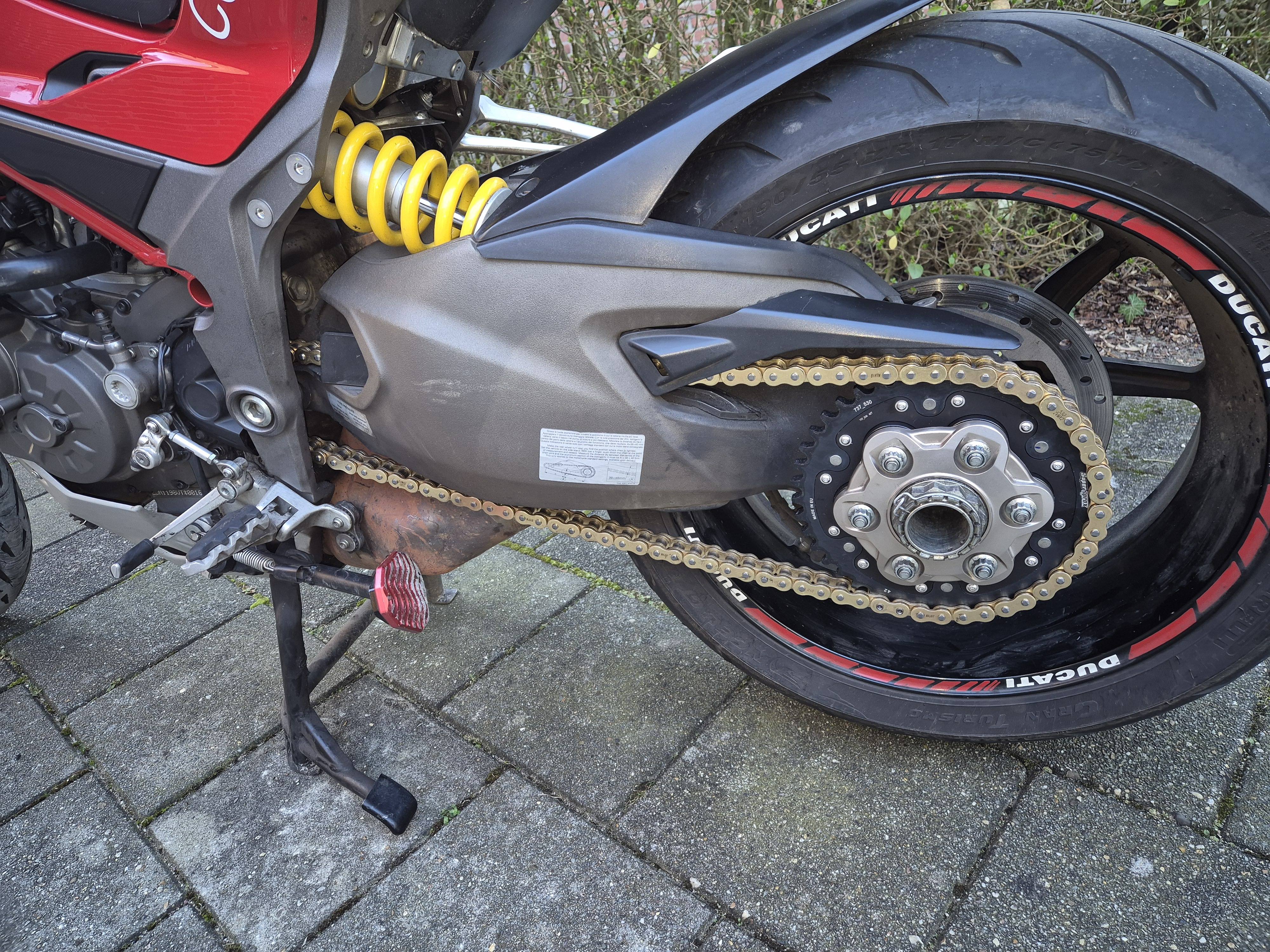 Afbeeldingslocatie: https://tweakers.net/i/JKsVcbcNXGKc8Mgqx_s0fPIEUZU=/fit-in/4920x3264/filters:max_bytes(3145728):no_upscale():strip_icc():strip_exif()/f/image/pyvu6zqmmZfdChp5VlEALOSv.jpg?f=user_large