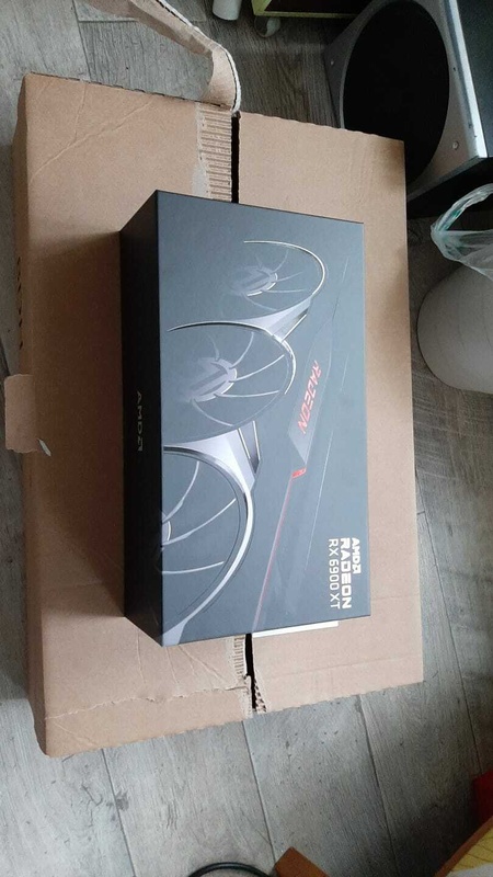 Afbeeldingslocatie: https://tweakers.net/i/JLjvlzbdczkplpzCygsyV_k5zqk=/x800/filters:strip_icc():strip_exif()/f/image/ugP4ucPryTC7oSYY36cE0Ret.jpg?f=fotoalbum_large