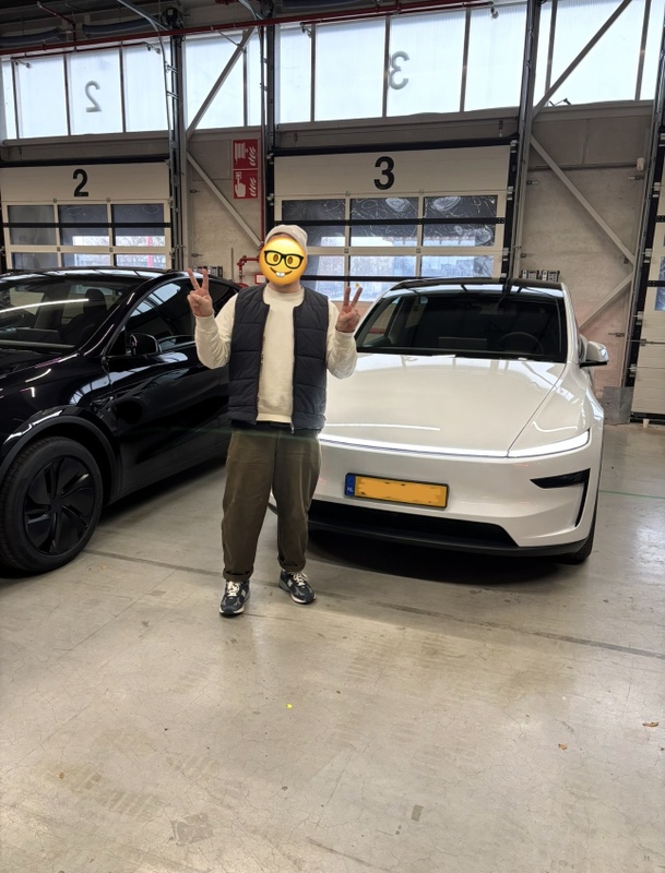 Afbeeldingslocatie: https://tweakers.net/i/JLr1OBZcoiyJmyBNCoomVYbJG7g=/x800/filters:strip_icc():strip_exif()/f/image/4T2g5VhSSvuNmRtnS2zx1Kwd.jpg?f=fotoalbum_large