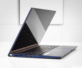Asus Zenbook 15 UX533
