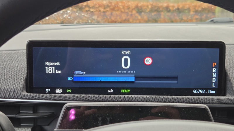 Afbeeldingslocatie: https://tweakers.net/i/JOTshtBf5zhaRiIIDYe2aAVvUm8=/800x/filters:strip_icc():strip_exif()/f/image/HlxApDUiAVbBRxTtUfkluFHD.jpg?f=fotoalbum_large