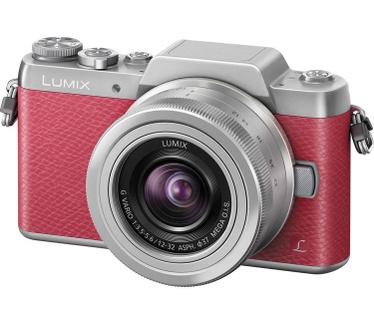 Panasonic Lumix G DMC-GF7 + 12-32mm / F3.5-5.6 ASPH. / MEGA O.I.S. Roze