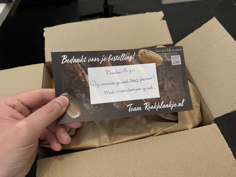 Afbeeldingslocatie: https://tweakers.net/i/JQc6C6IYnVEHGHG-4AYvmFb96Hs=/800x/filters:strip_icc():strip_exif()/f/image/jWiTqb4ojlg6YPu6QxwwFrBI.jpg?f=fotoalbum_large