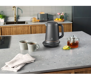 Electrolux E7K16BP