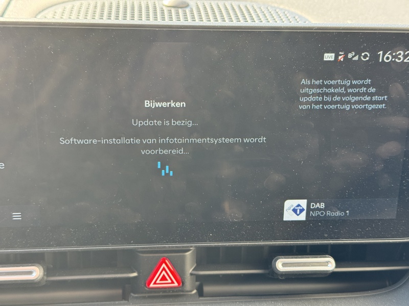 Afbeeldingslocatie: https://tweakers.net/i/JRmqroSNyufj1SvLoQyEuYd-koY=/800x/filters:strip_icc():strip_exif()/f/image/EUGNbYFo9pFTcJyWGSPZzTd0.jpg?f=fotoalbum_large