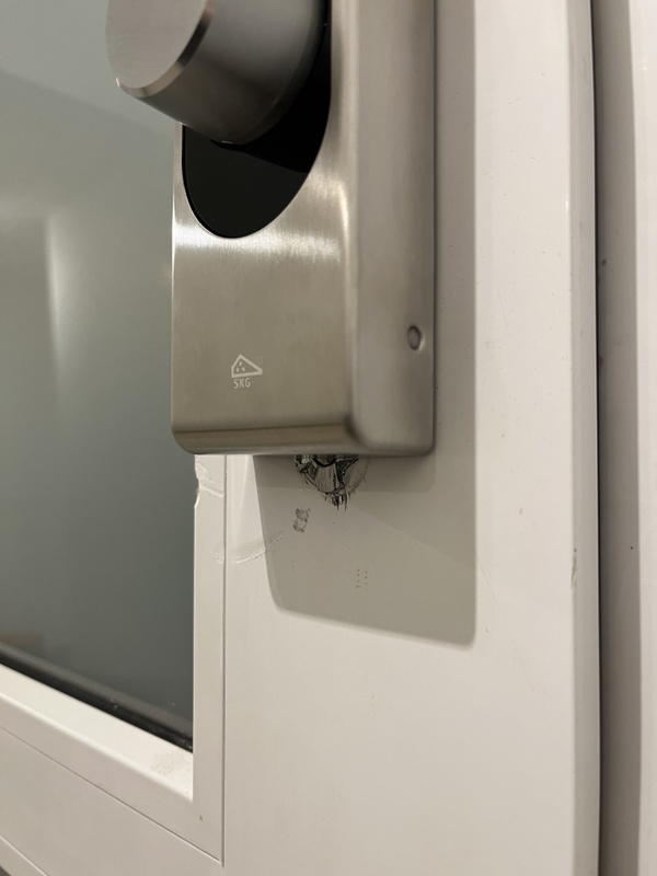 Afbeeldingslocatie: https://tweakers.net/i/JRnQAubNrgFbx_w8ARHX1v6JjFg=/x800/filters:strip_icc():strip_exif()/f/image/Pqrra741iijgvDORfoxP1Min.jpg?f=fotoalbum_large