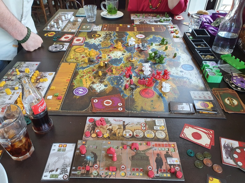 Afbeeldingslocatie: https://tweakers.net/i/JX8ELw6JfUz_0dkOQyUQiU9hZ2w=/800x/filters:strip_icc():strip_exif()/f/image/Vs7AqkffleoLAdzs849rh9Mr.jpg?f=fotoalbum_large