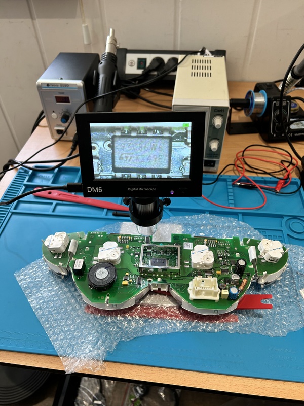 Afbeeldingslocatie: https://tweakers.net/i/JYfz8vWOs5A35k-wxqbwdvxYifU=/x800/filters:strip_icc():strip_exif()/f/image/52WLTQJupijE5CnXVZZZWjzQ.jpg?f=fotoalbum_large