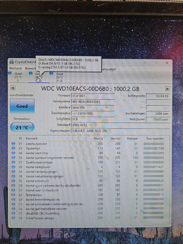 Afbeeldingslocatie: https://tweakers.net/i/JZGLsy_70UDlBuBfoCpFM4VpCAw=/x800/filters:strip_icc():strip_exif()/f/image/QrnZqSAEYAESUaMKwBRKOSJS.jpg?f=fotoalbum_large