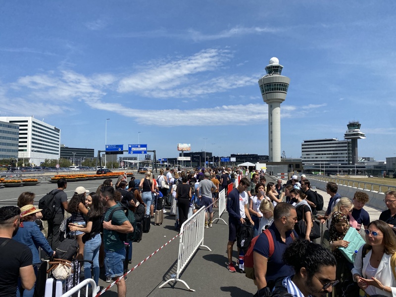 Afbeeldingslocatie: https://tweakers.net/i/JaiIl0TdNHHfM-fvlxojPh28oUM=/800x/filters:strip_icc():strip_exif()/f/image/CRliRvD9ShBZm0KTyUZki2Hk.jpg?f=fotoalbum_large