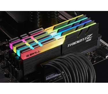 G.Skill Trident Z RGB Trident Z F4-4133C17Q-32GTZR