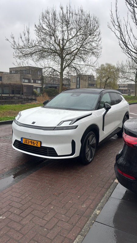 Afbeeldingslocatie: https://tweakers.net/i/JfYcAibirWhDJ6s-U_y9FctSSU8=/x800/filters:strip_icc():strip_exif()/f/image/suiyQgtSe5YD13wlddIQoyzq.jpg?f=fotoalbum_large