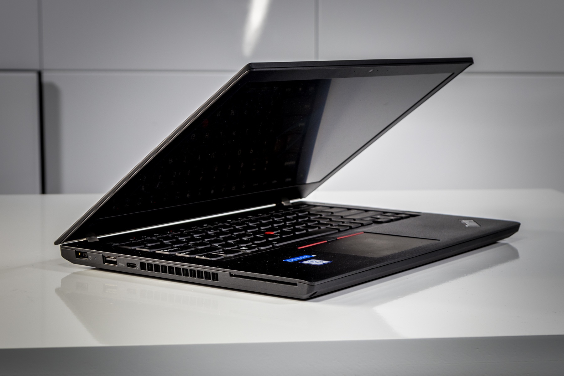 Zakelijke laptops Round-up - Lenovo ThinkPad T470 - Tweakers