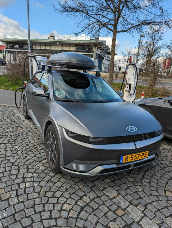 Afbeeldingslocatie: https://tweakers.net/i/Jj6z1QxXifPoSCCH8i_ORVHu5Yw=/x800/filters:strip_icc():strip_exif()/f/image/0wp2zvZTEh49P9A98v04N6Mi.jpg?f=fotoalbum_large