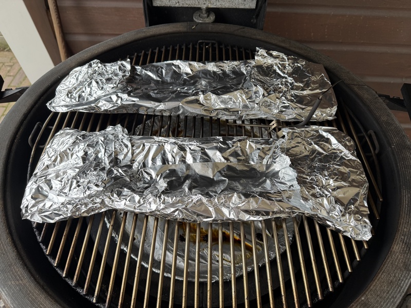 Afbeeldingslocatie: https://tweakers.net/i/Jn5ihwPO_Ghm8da1u791dthJC-s=/800x/filters:strip_icc():strip_exif()/f/image/Ellh7B1ByWmuzYtZlmsT1hHY.jpg?f=fotoalbum_large