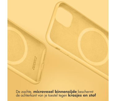 Accezz Liquid Silicone Backcover met MagSafe iPhone 14 Plus - Geel