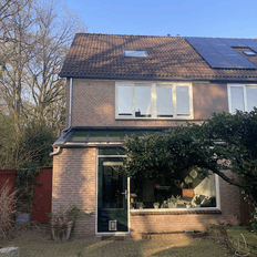 Afbeeldingslocatie: https://tweakers.net/i/JonLwhRT4buDSXQZgSFQvf5kaV4=/232x232/filters:strip_exif()/f/image/17n75OliAHfY4lsrvSOluMYp.png?f=fotoalbum_tile