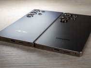Samsung Galaxy S24 Ultra (links) en S25 Ultra