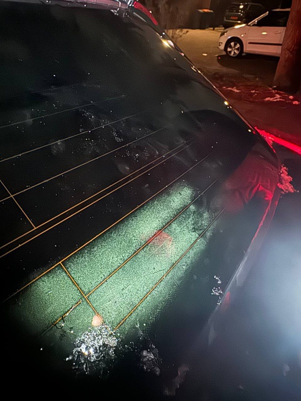 Afbeeldingslocatie: https://tweakers.net/i/JplD1n-UnhUV_awE4AviLZuNyx0=/x800/filters:strip_icc():strip_exif()/f/image/MPXyYReztZaz51G3KA1bI2f5.jpg?f=fotoalbum_large